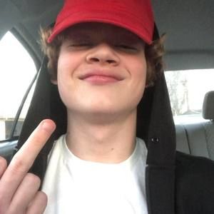 Meet your Posher, Justin